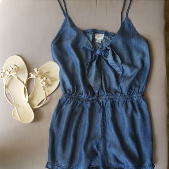 🎀MASSIMO Denim Romper    - Picture 1 of 2